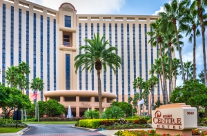 Exterior of Rosen Centre, an anchor hotel of the Orange County Convention Center.